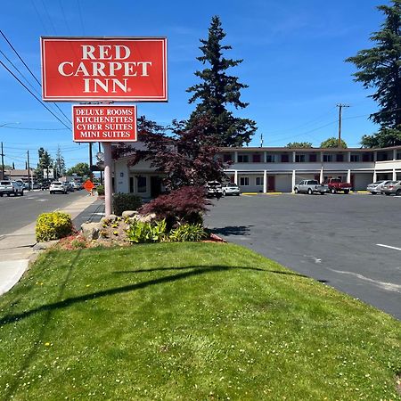 Red Carpet Inn Medford Exterior photo
